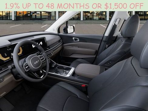 New 2026 Kia Carnival EX FWD image 18