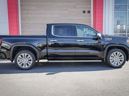 Used 2021 GMC Sierra 1500 Denali w/ Denali Ultimate Package image 2
