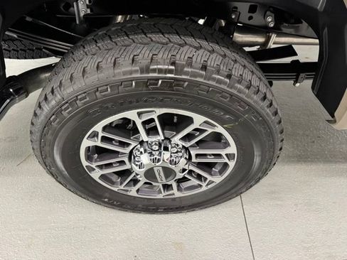 New 2026 Ford F250 Platinum w/ Platinum Plus Package AWD/4WD image 5