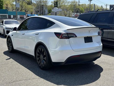 Used 2022 Tesla Model Y Performance AWD/4WD image 4