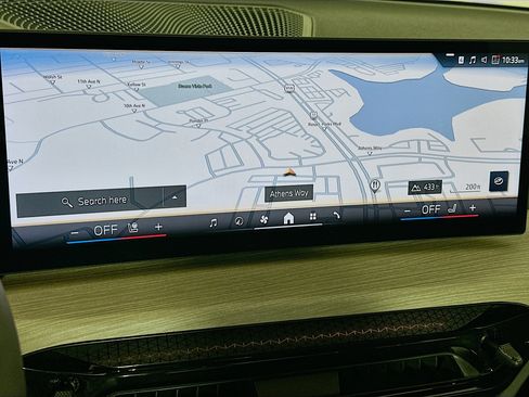 Used 2025 BMW 330i Sedan w/ Convenience Package image 22