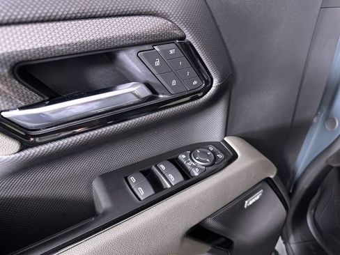 New 2026 Chevrolet Silverado 2500 ZR2 AWD/4WD image 23