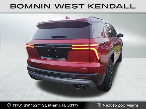 Used 2025 Chevrolet Traverse Z71 w/ Enhanced Driving Package image 4