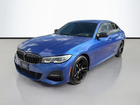 Used 2020 BMW 330i xDrive Sedan w/ M Sport Package AWD/4WD image 3