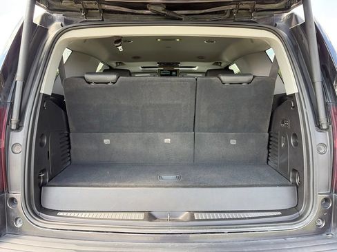 Used 2018 Chevrolet Tahoe Premier RWD image 60
