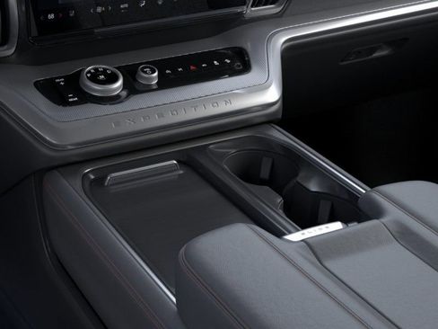 New 2026 Ford Expedition Active image 15