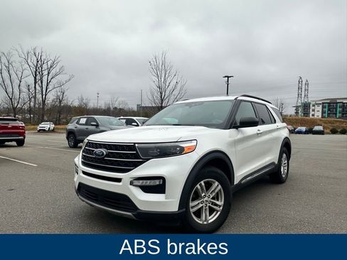 Used 2020 Ford Explorer XLT w/ Equipment Group 202A image 9