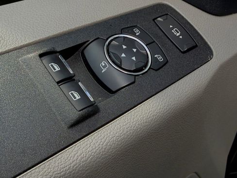 Used 2022 Ford F350 XLT w/ XLT Value Package image 16