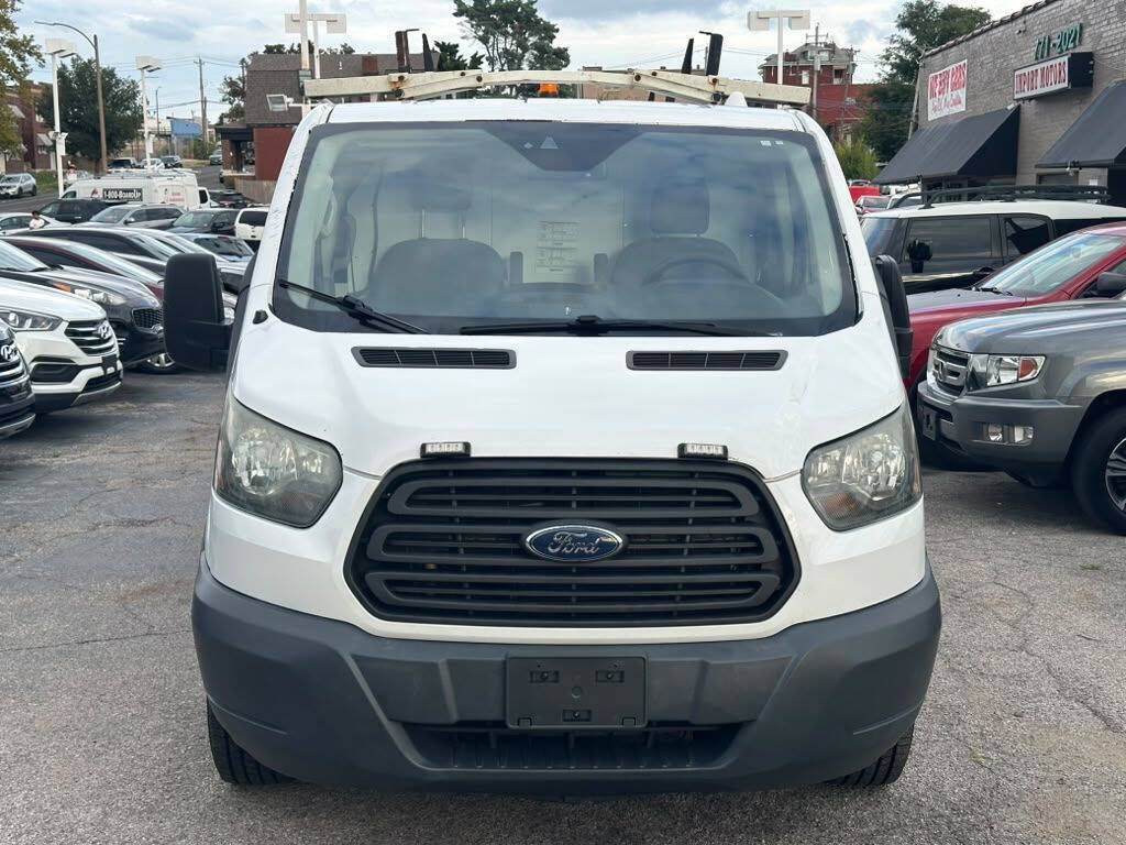 Used 2015 Ford Transit 150 130 Low Roof RWD image 2