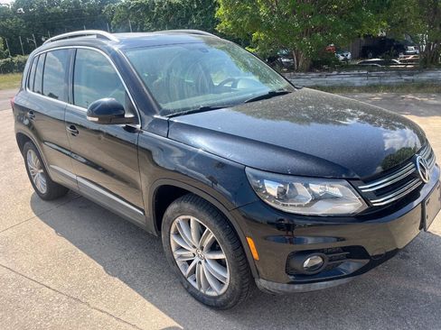 Used 2016 Volkswagen Tiguan SE FWD image 11