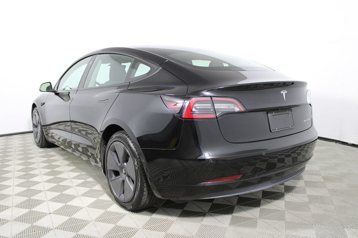 Used 2022 Tesla Model 3 Long Range AWD/4WD image 10