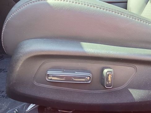 Used 2023 Honda Civic Touring image 12