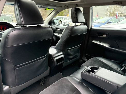 Used 2013 Toyota Camry SE w/ Leather Pkg image 14