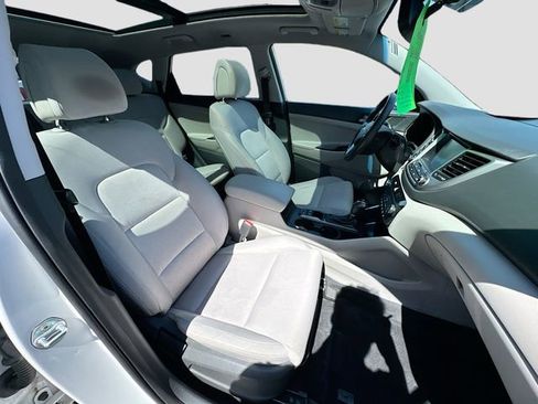 Used 2018 Hyundai Tucson Value w/ Cargo Package image 30