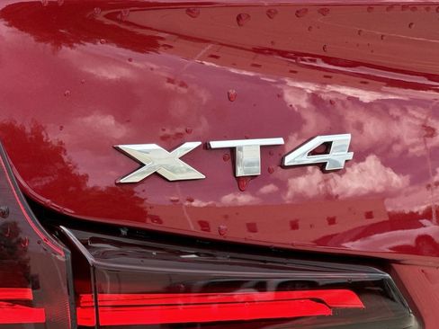 Certified 2022 Cadillac XT4 Premium Luxury w/ Enhanced Visibility Package AWD/4WD image 31