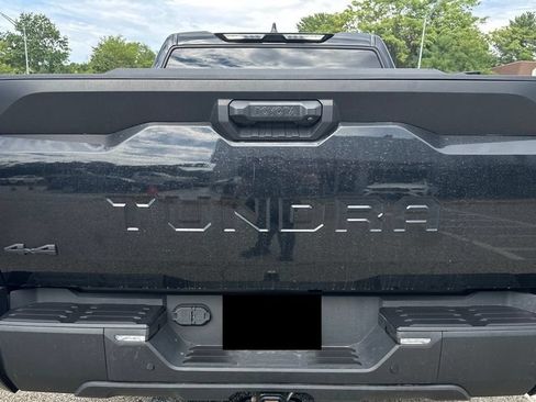 Used 2024 Toyota Tundra SR5 w/ SR5 Convenience Package AWD/4WD image 5