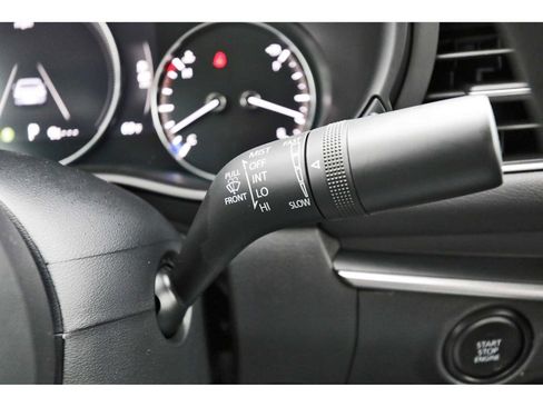 Used 2025 MAZDA MAZDA3 s image 18