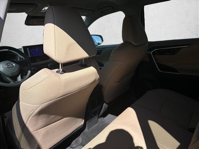 Certified 2024 Toyota RAV4 LE AWD/4WD image 21