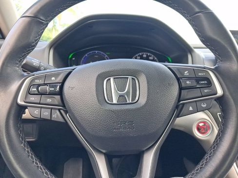 Certified 2022 Honda Accord Touring image 30