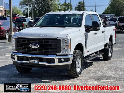 New 2025 Ford F250 XL w/ 360-Degree Camera Package