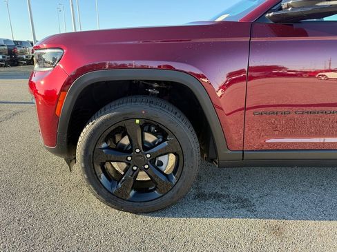 New 2026 Jeep Grand Cherokee Limited w/ Limited Altitude Package RWD image 27