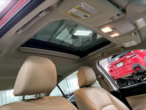 Used 2017 Subaru Legacy 2.5i Limited image 13