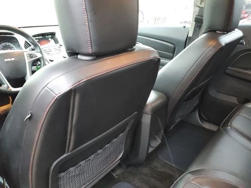 Used 2017 GMC Terrain SLT w/ Open Road Package image 10