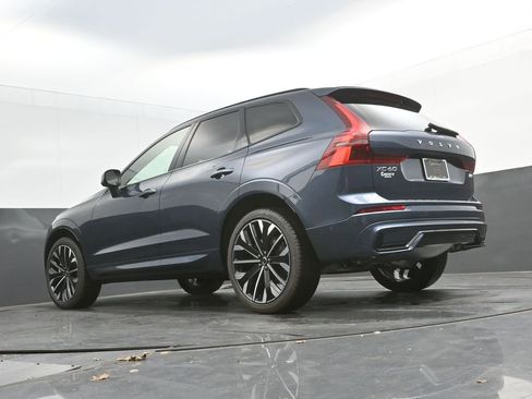 New 2026 Volvo XC60 B5 Ultra w/ Protection Package Premier AWD/4WD image 32