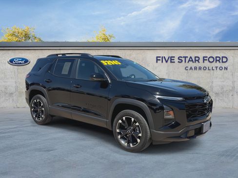 Used 2026 Chevrolet Equinox RS w/ Convenience Package III FWD image 2