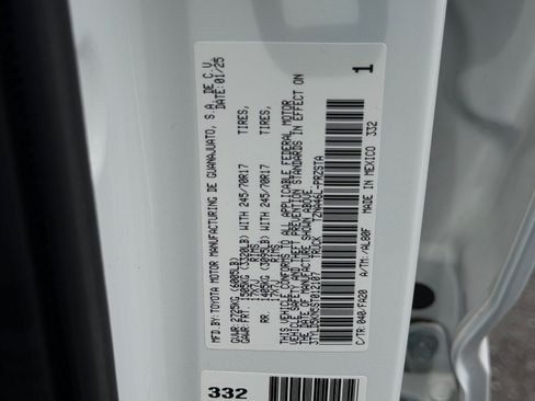 Used 2025 Toyota Tacoma SR AWD/4WD image 45