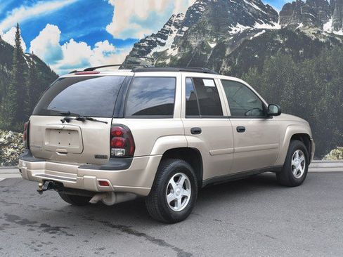 Used 2006 Chevrolet TrailBlazer LS w/ LS Preferred Equipment Group AWD/4WD image 3