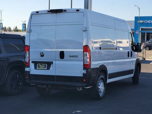 Used 2023 RAM ProMaster 2500 FWD image 4