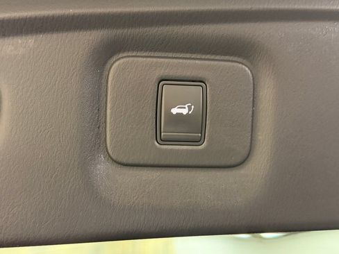 Used 2017 INFINITI QX60 Luxe AWD/4WD image 35