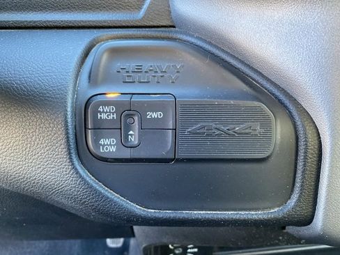 Used 2024 RAM 3500 Big Horn image 27