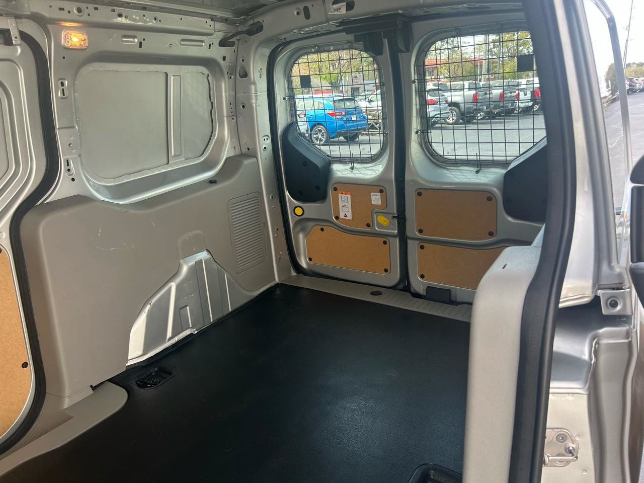 Used 2023 Ford Transit Connect XLT FWD image 27