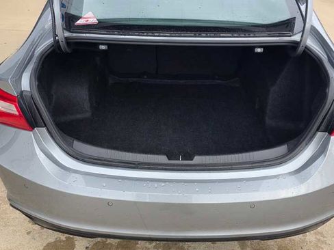 Used 2024 Chevrolet Malibu LT image 9