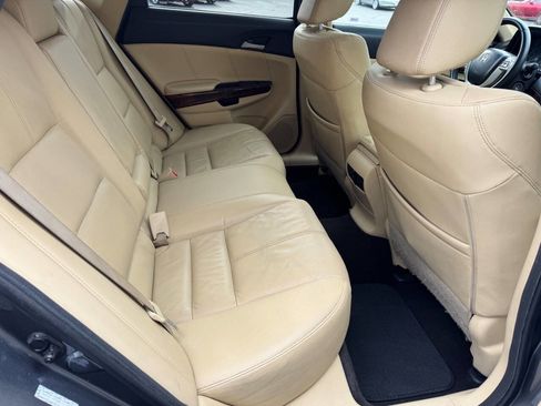 Used 2010 Honda Crosstour EX-L image 13