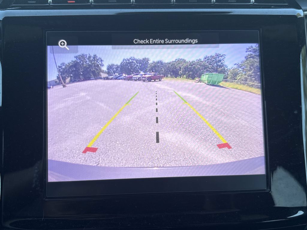 Used 2025 Jeep Grand Cherokee L Laredo RWD image 24