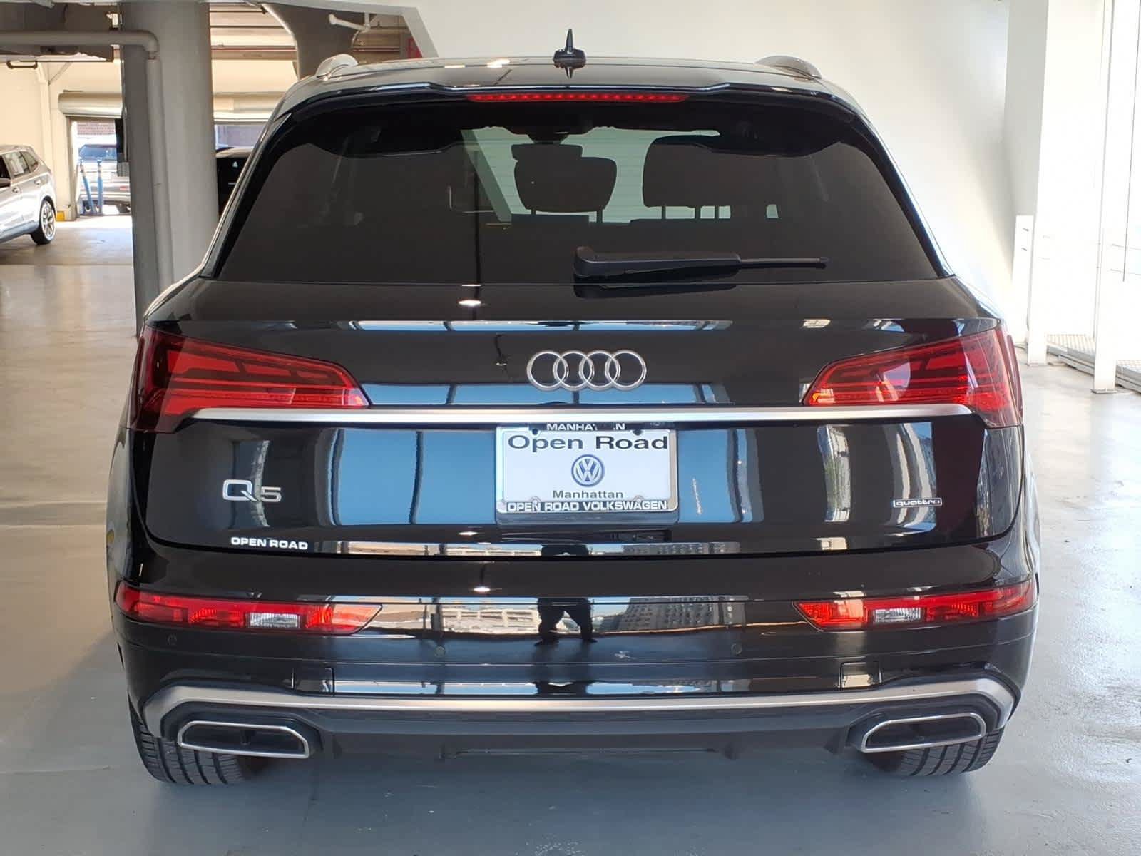 Used 2023 Audi Q5 2.0T Premium w/ Convenience Package AWD/4WD image 5