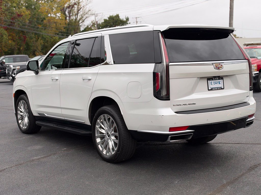 Used 2021 Cadillac Escalade Premium Luxury w/ Performance Package AWD/4WD image 10