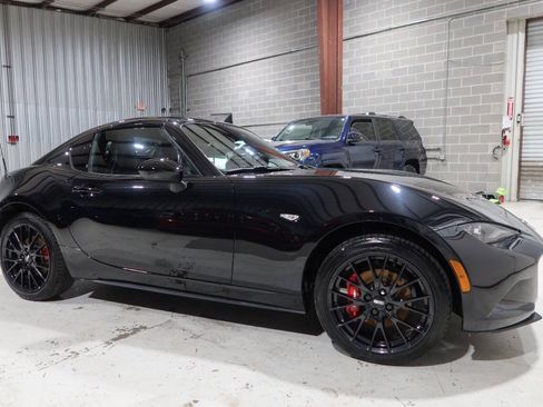 Used 2025 MAZDA MX-5 Miata RF Club RWD image 43