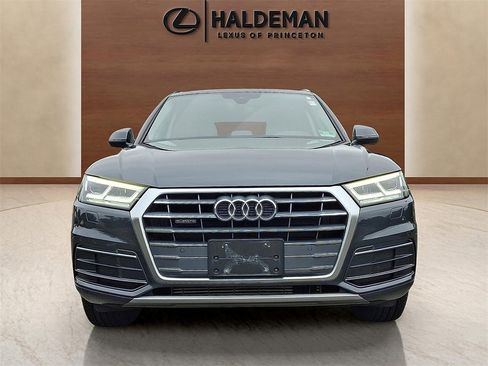 Used 2019 Audi Q5 2.0T Premium Plus w/ Premium Plus Package image 2
