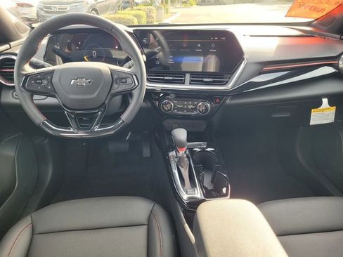 New 2026 Chevrolet Trax RS w/ Sunroof Package image 7