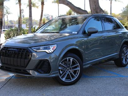 New 2025 Audi Q3 2.0T Premium