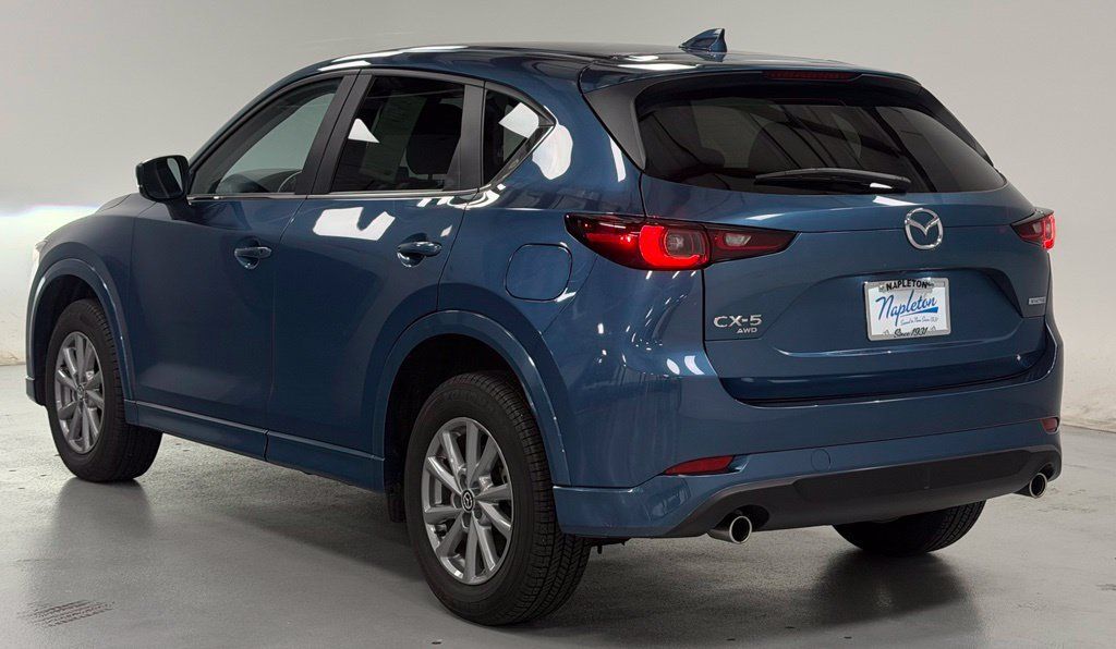 Used 2024 MAZDA CX-5 AWD 2.5 S w/ Preferred Package image 4