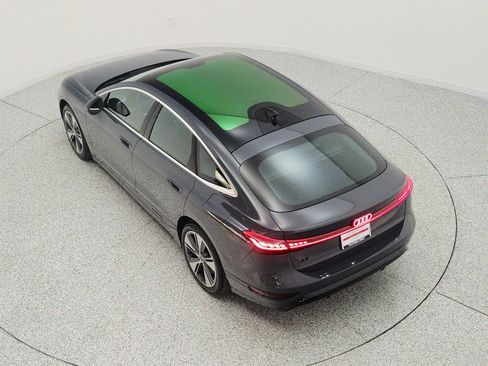 Used 2025 Audi A6 e-tron Premium Plus w/ Premium Plus RWD image 28