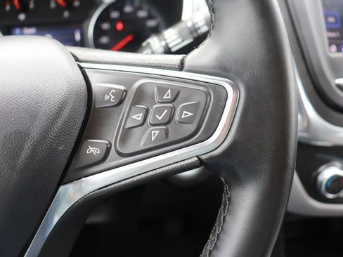 Used 2024 Chevrolet Equinox LT image 19