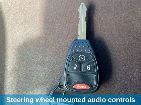 Used 2017 Jeep Wrangler Unlimited Sahara w/ Connectivity Group image 31