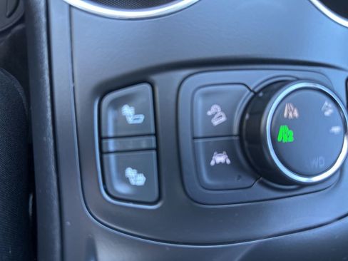 Used 2020 GMC Terrain SLT image 23