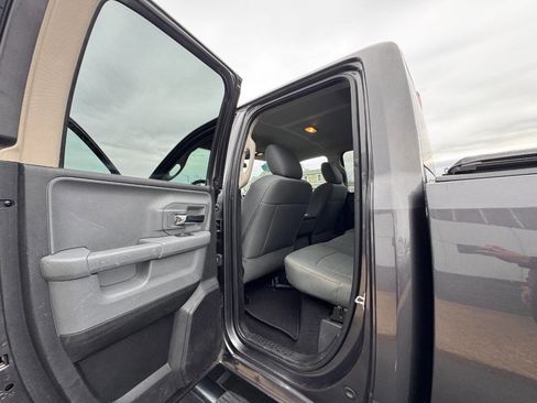 Used 2017 RAM 1500 Classic SLT image 13